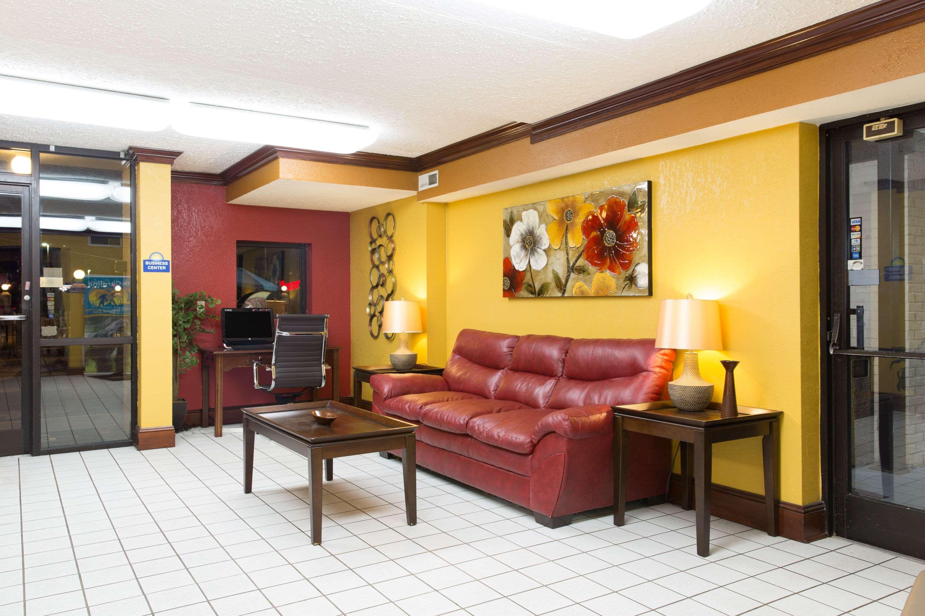 Days Inn By Wyndham High Point/Archdale Exterior foto